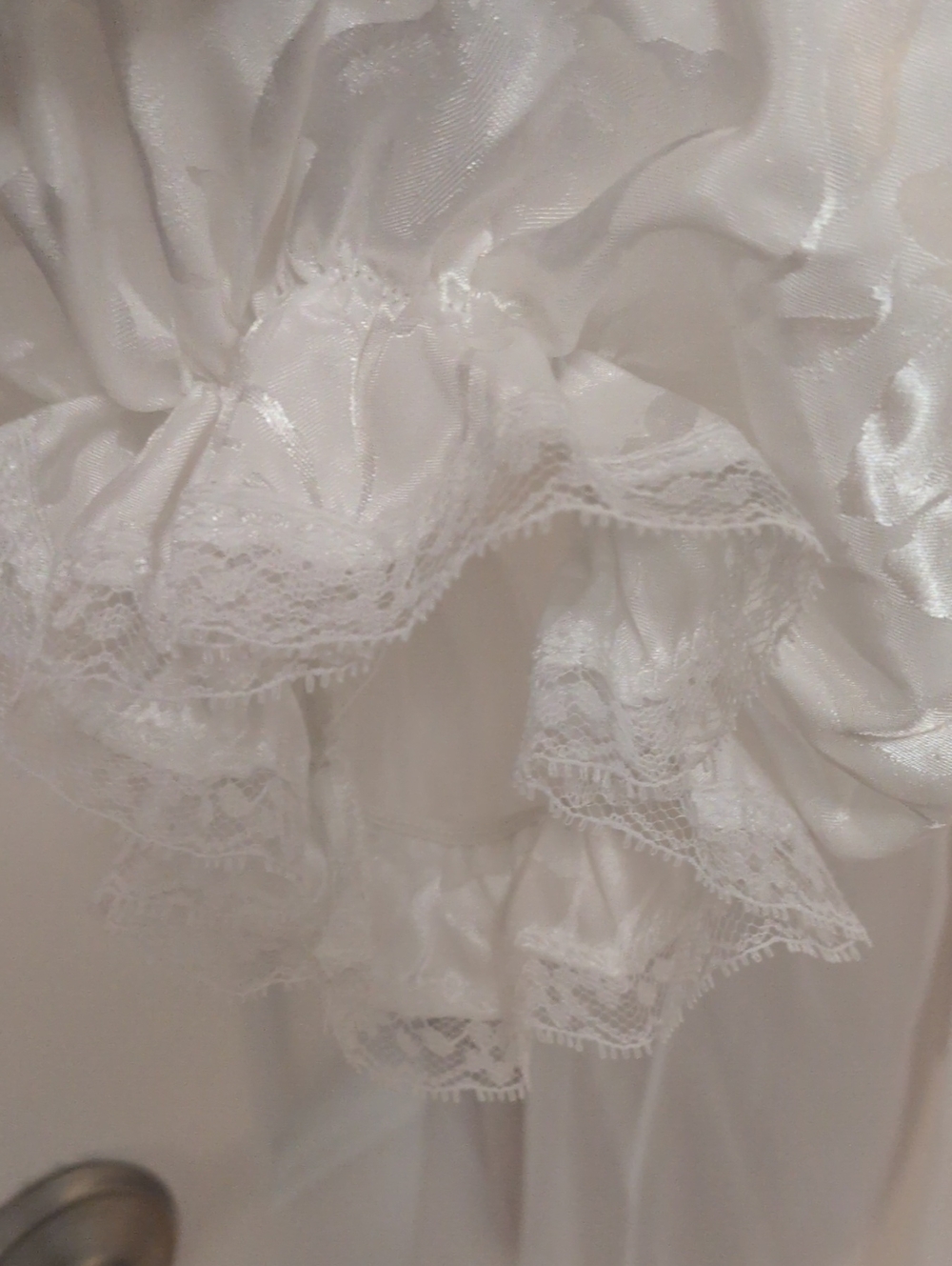 Vintage Val Mode Robe - Picture 4 of 9